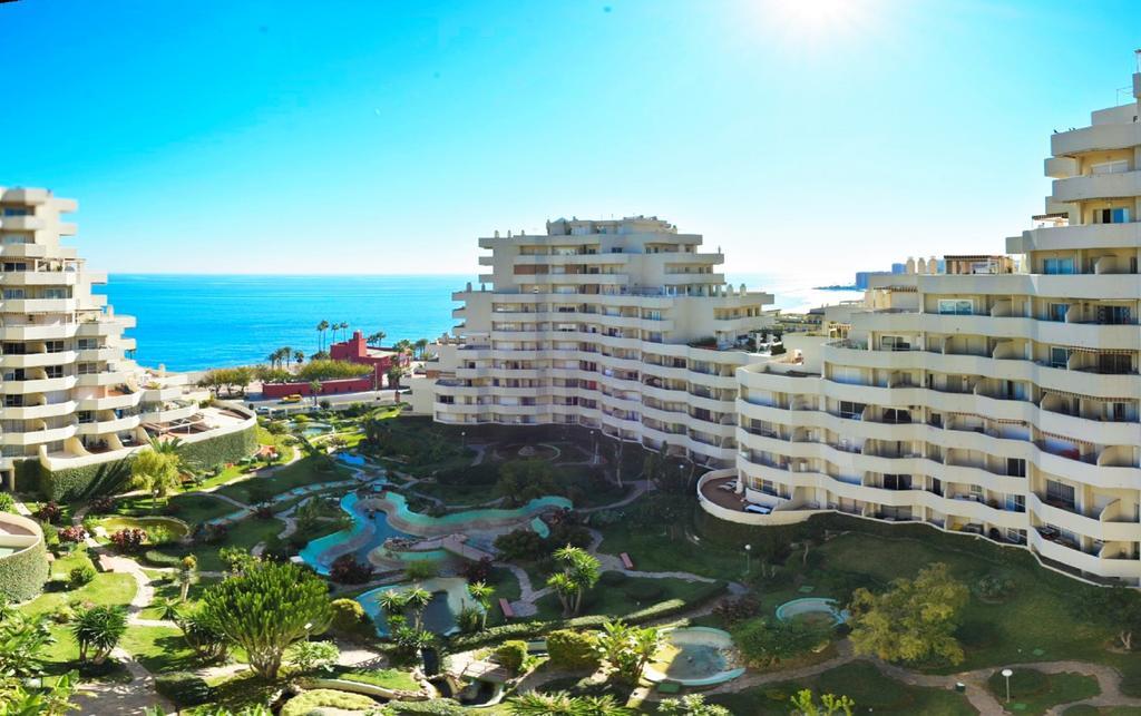 Benal Beach Holidays Apartment Benalmádena Exterior photo